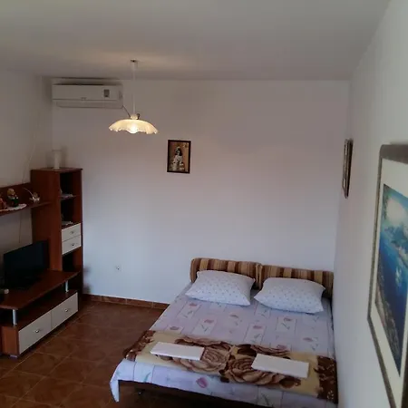 Milutinov Dvor Apartman