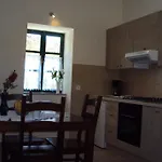 Milutinov Dvor