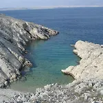 Milutinov Dvor