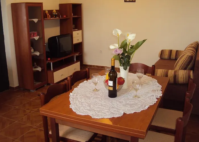 Apartament Milutinov Dvor Vrsi